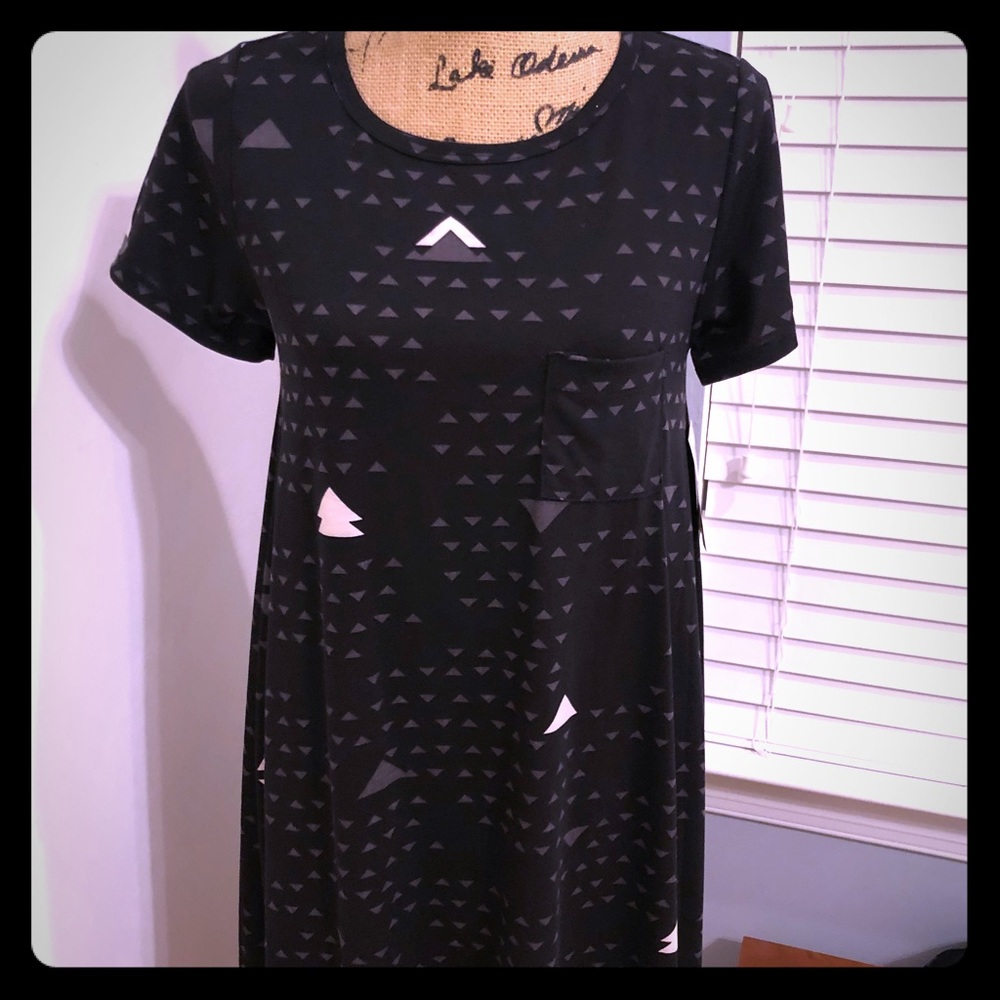 Unicorn black with triangle print Lularoe Carly